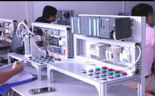 �繤PLC�����ѵ